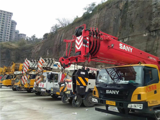 灵台县吊车出租按什么计费？台班费、单次费、里程费怎么算？